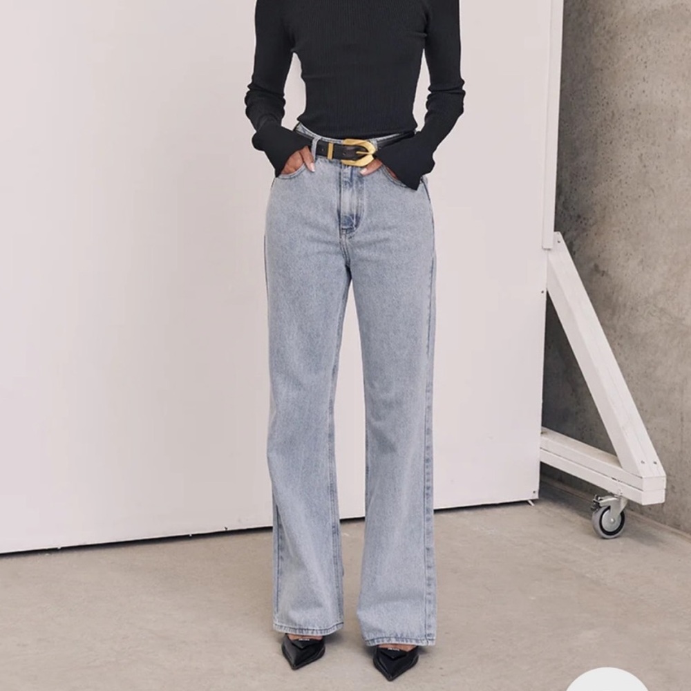 DISSH Light Wash Blue High-Rise Straight Jeans